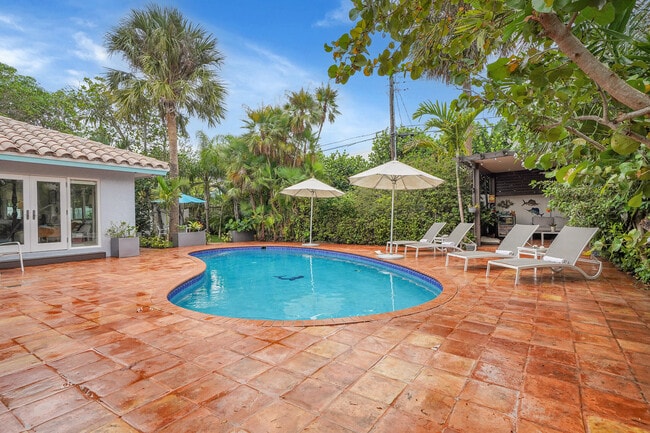 Building Photo - 3209 Norfolk St