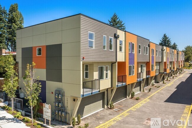 Building Photo - 15610 8th Ave SW