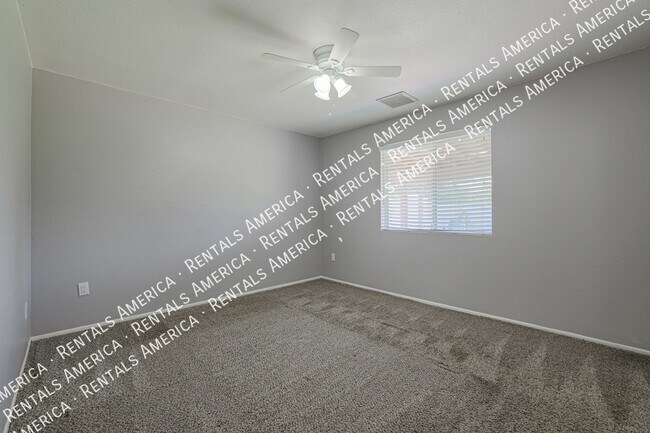 Building Photo - 6312 S College Ave