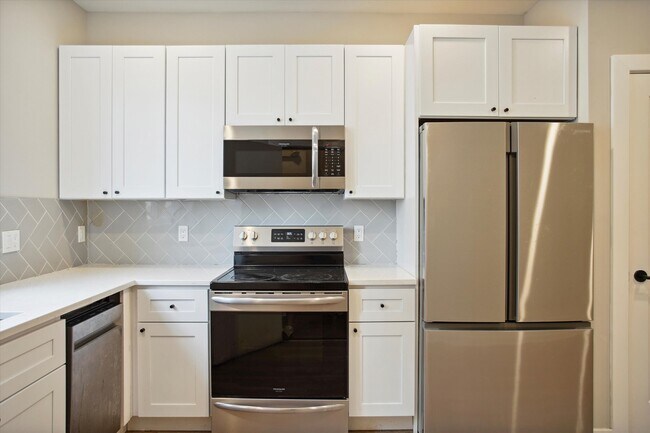 Building Photo - 1618 N Sydenham St