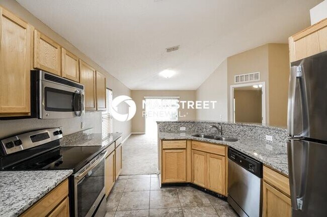 Building Photo - 3 Bedroom Pet-Friendly Home in Jacksonvill...