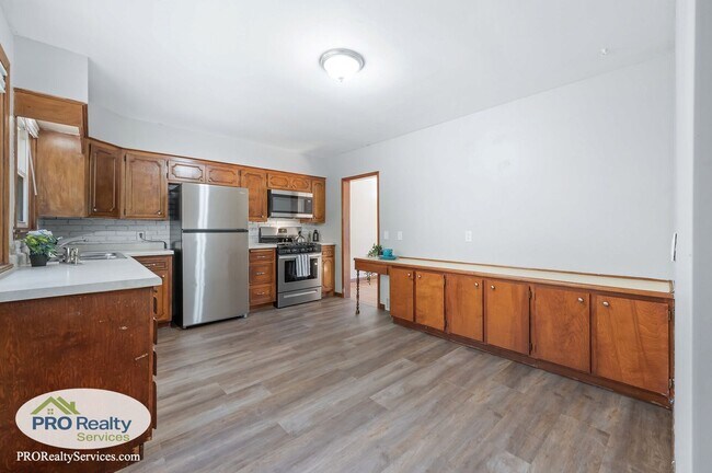 Building Photo - 8336 Blaisdell Ave S