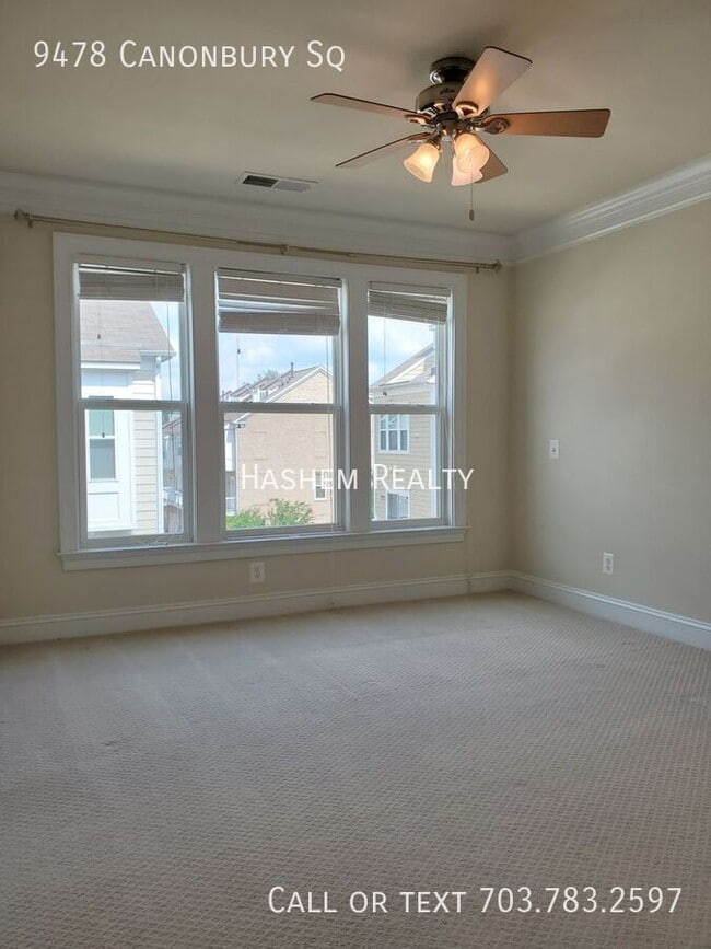 Building Photo - 9478 Canonbury Square