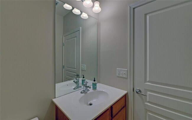 Building Photo - 6224 Ivy Stone Way
