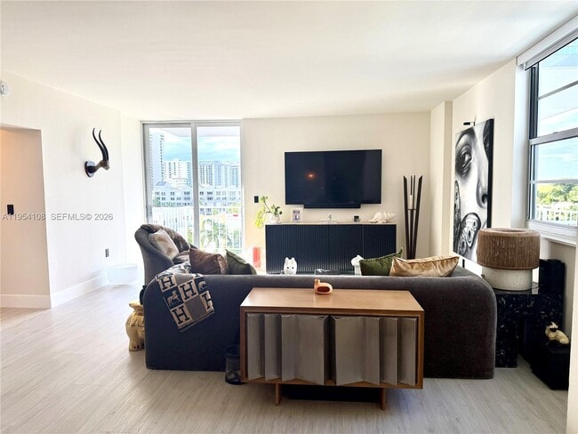 Building Photo - 2829 Indian Creek Dr