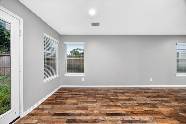 Building Photo - 20722 Fair Castle Dr