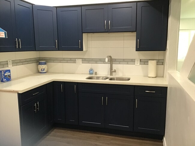 Kitchen - 3347 Puente Ave