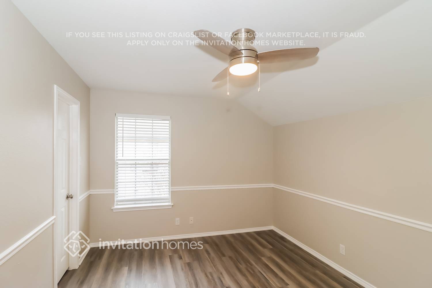 Building Photo - 1635 Abbey Ln