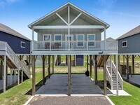 Building Photo - 1032 Sunset Cir
