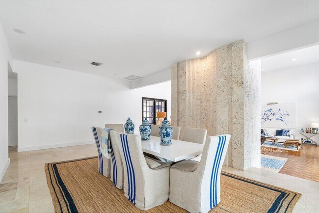 Building Photo - 11839 Maidstone Dr