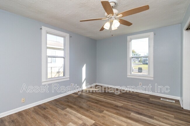 Building Photo - 3023 Rector St