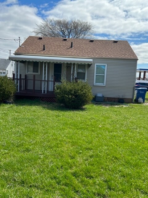 Building Photo - 27107 Seyburn Ave