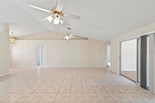 Building Photo - 113 Pritchard Dr