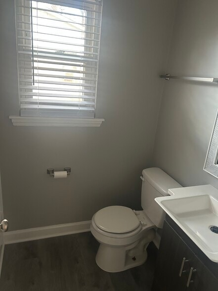 Bathroom - 102 Greentree Dr