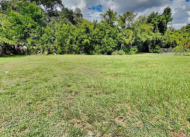 Building Photo - 2810 Bellwood Dr