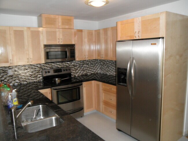 Building Photo - 6480 Contempo Ln
