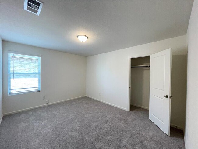 Building Photo - 6820 Bonanza Way