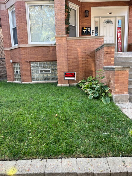 Primary Photo - 7940 S Green St