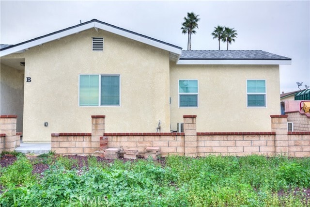 Building Photo - 2935 E Brookside Ct