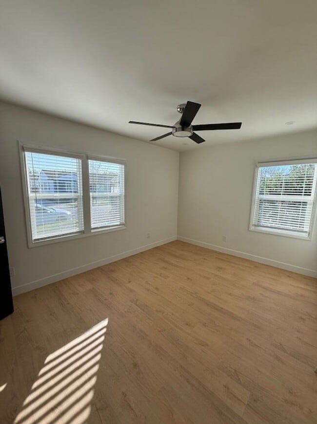 Building Photo - CHARMING REMODELED 3 BEDROOM / 2 BATH HOME