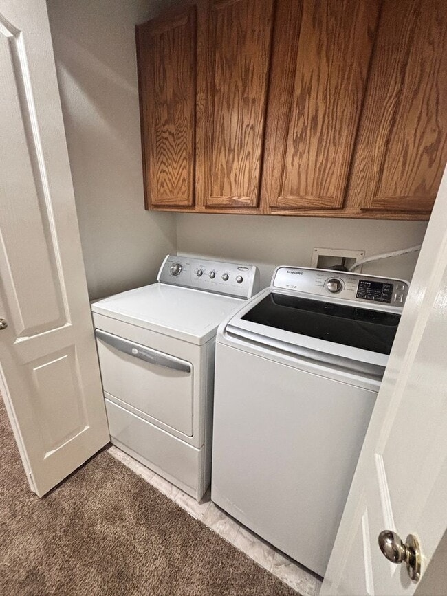 Building Photo - Two Bedroom Condo in Guard Gated Painted Desert