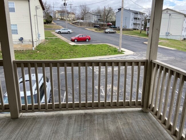 Building Photo - Apartment in Branson East, Kirbyville