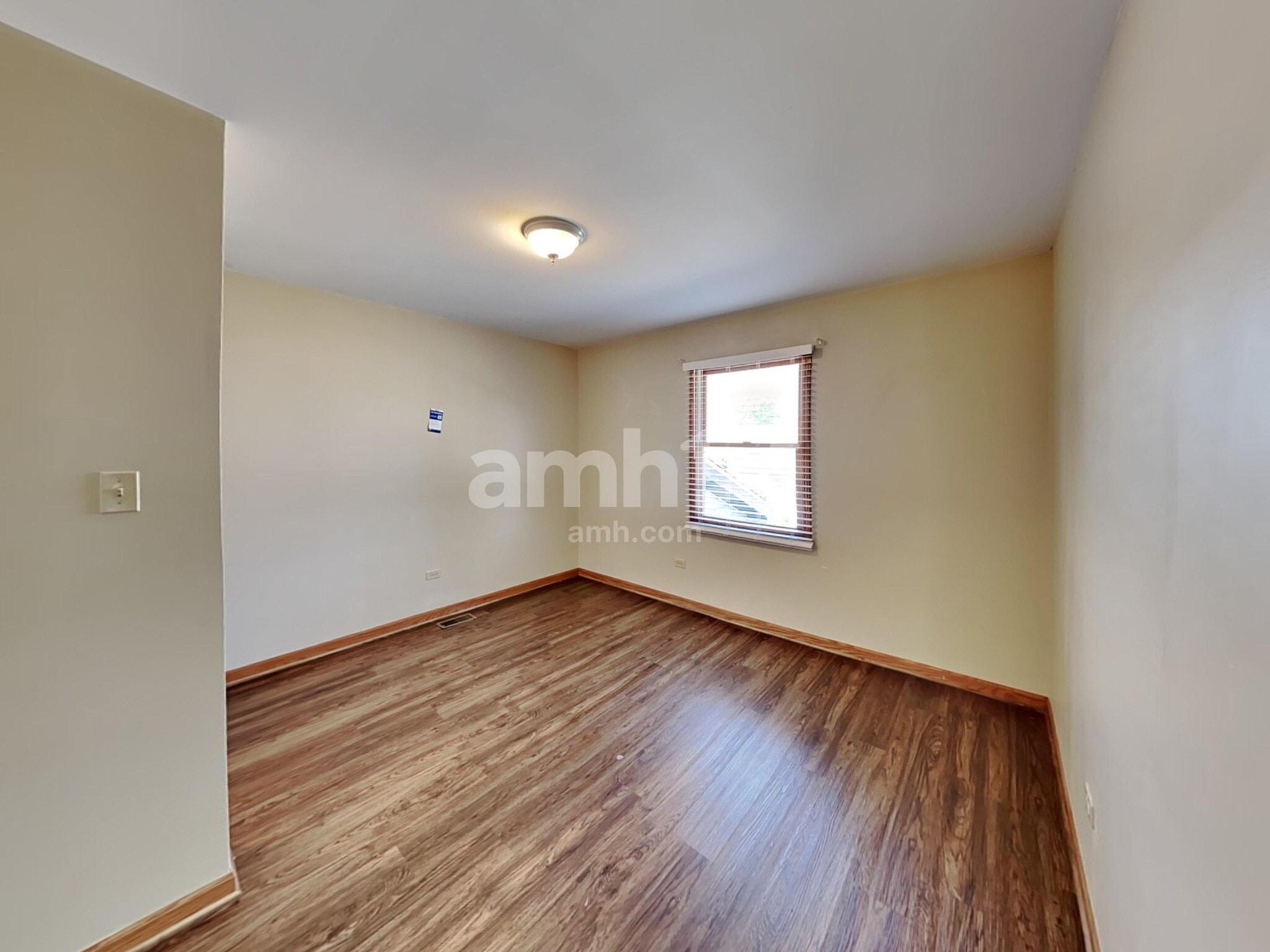 Building Photo - 6917 Monmouth Dr