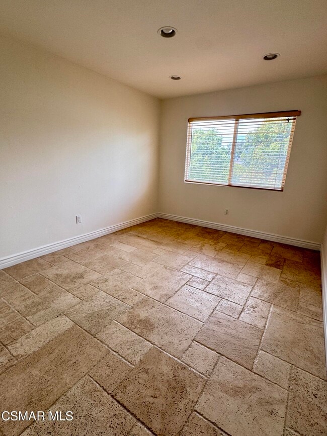 Building Photo - 3829 Hartung Ct