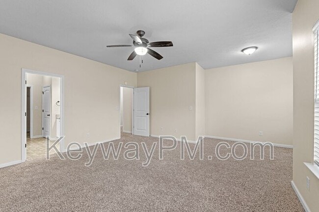 Building Photo - 307 Crown Heights Way