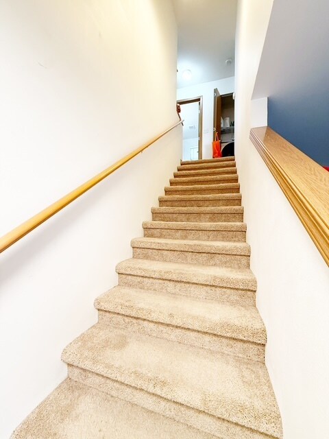 Building Photo - 4933 Bowwood Cir NE