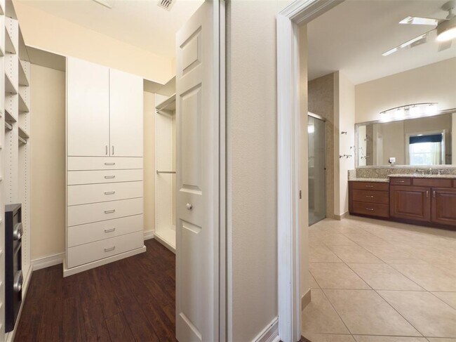 Building Photo - 16206 Diamond Bay Dr