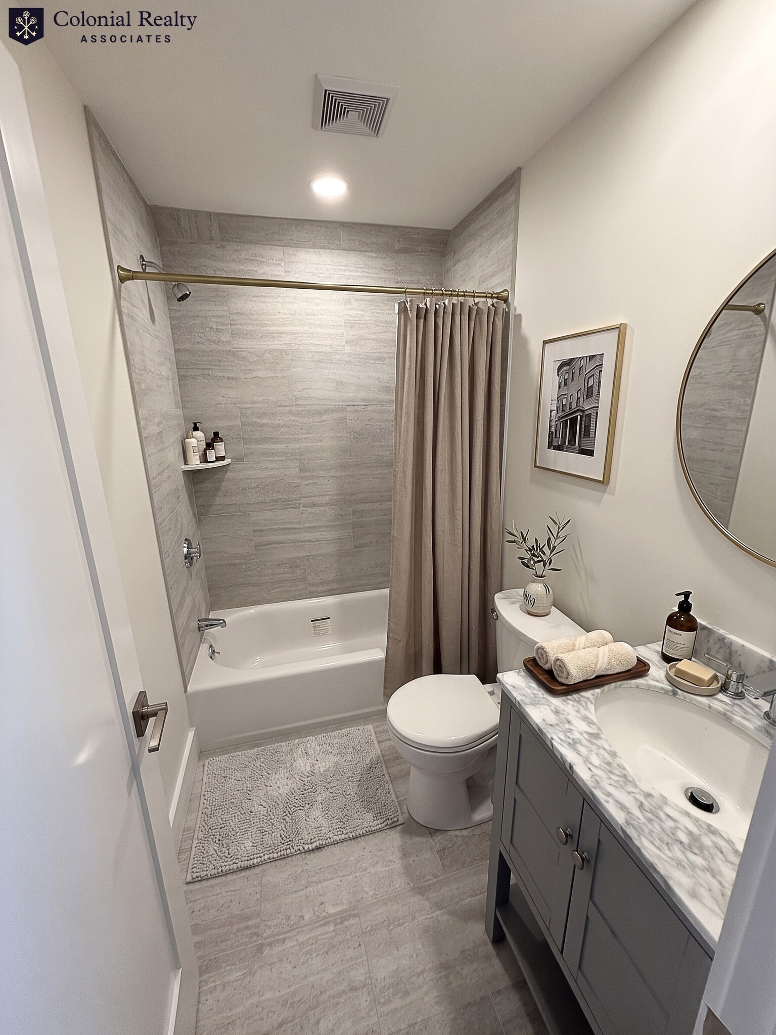 Building Photo - 69 Elm St