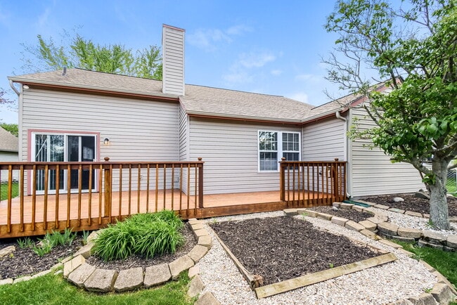 Building Photo - 1820 Beckenbauer Ln