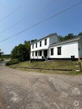 Building Photo - 1521 Adamsville Rd