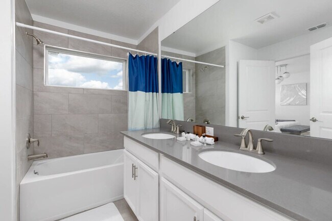 Building Photo - 954 Splash Shot Pl