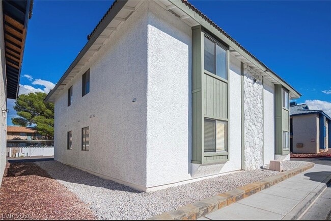 Building Photo - 5336 Mancos Ct