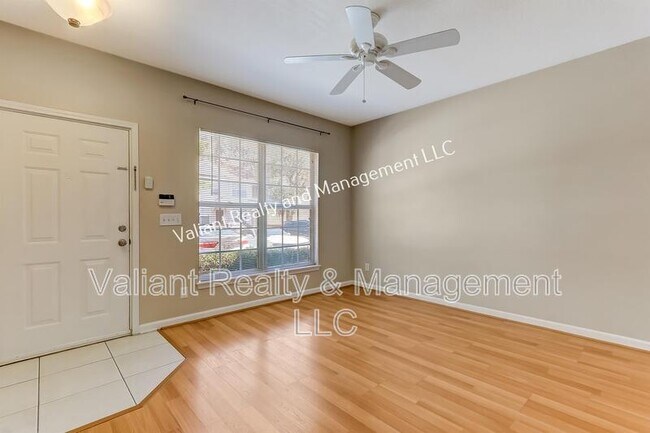 Building Photo - 3532 Lone Tree Ln