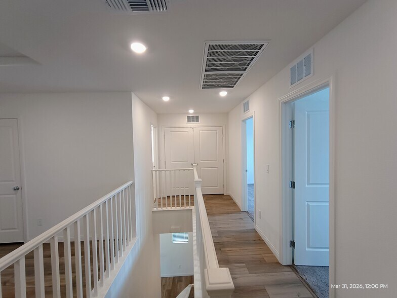 Building Photo - 9158 Surrey Wood St