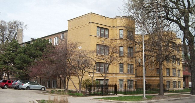 206 - 214 N Austin Blvd - 206-214 N Austin Blvd