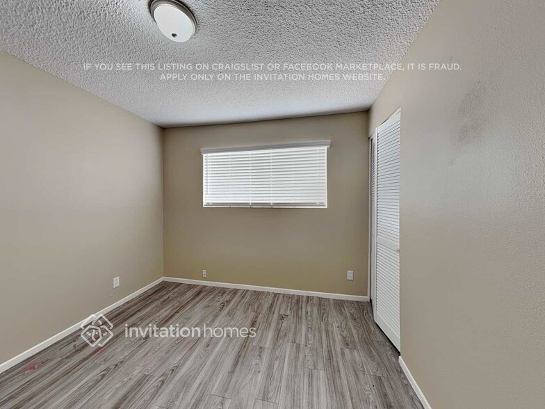 Building Photo - 3221 E Captain Dreyfus Ave