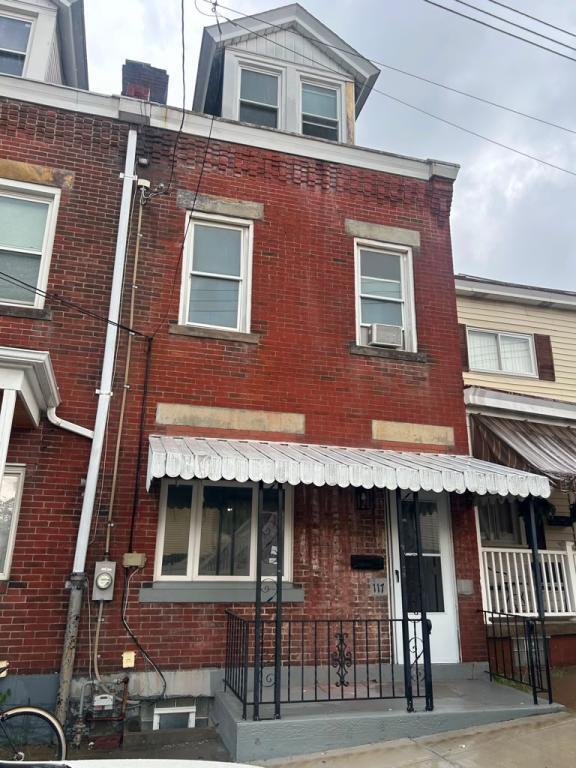 Building Photo - Close to the Children's Hospital - 117 53rd St