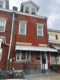 Building Photo - 117 53rd St