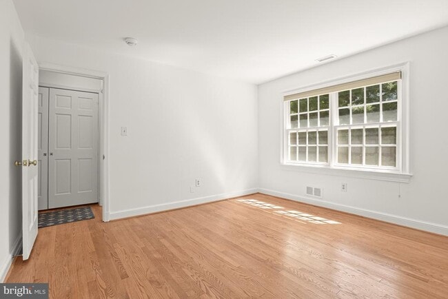 Building Photo - 4810 Rockwood Pkwy NW