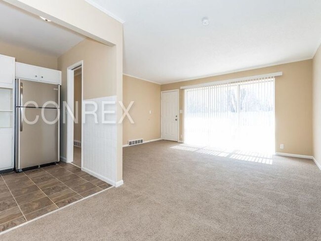 Building Photo - 3 bdrm, 1 bath in KC, MO!