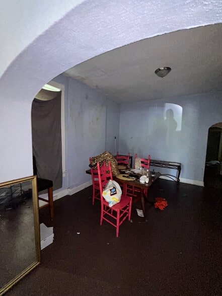 Building Photo - 5051 Thrush Ave