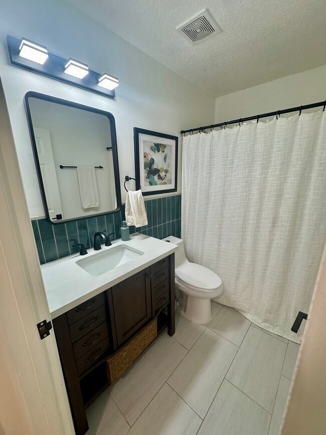 Building Photo - 172 Shallow Ridge Ln NE