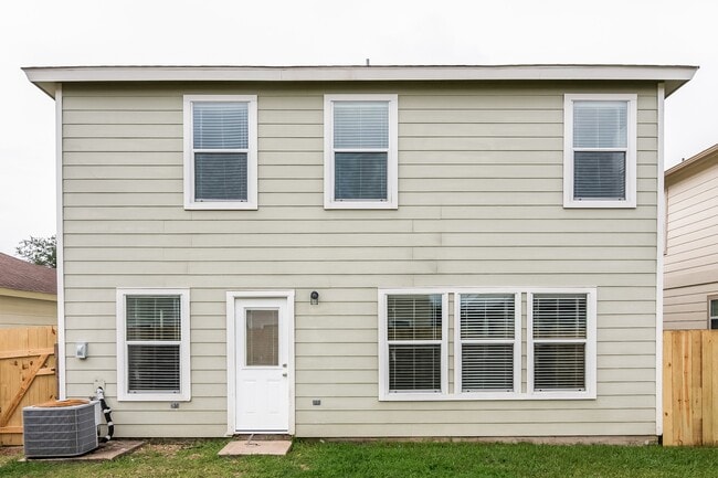 Building Photo - 20726 Desert Shadows Ln