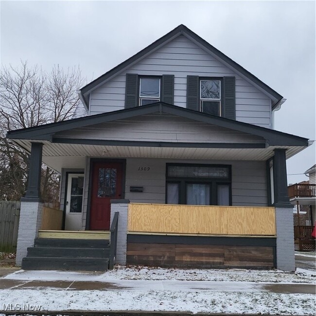 Primary Photo - 1309 Buhrer Ave