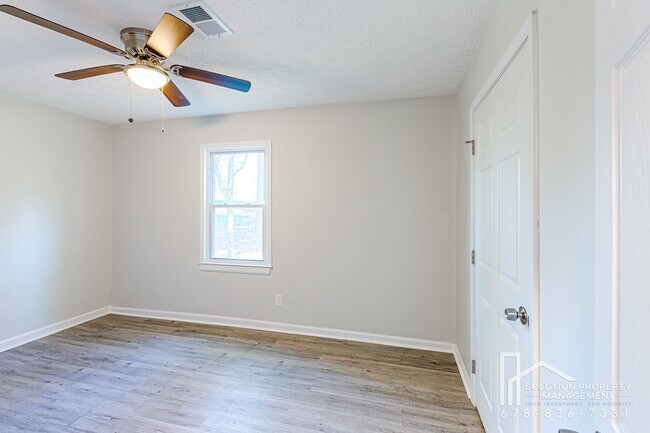 Building Photo - 4283 E Paulding Dr