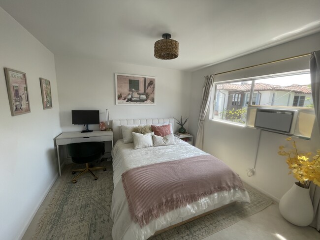 Bedroom 2 - 918 21st St